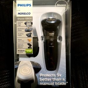 Philips Norelco Shaver 6800